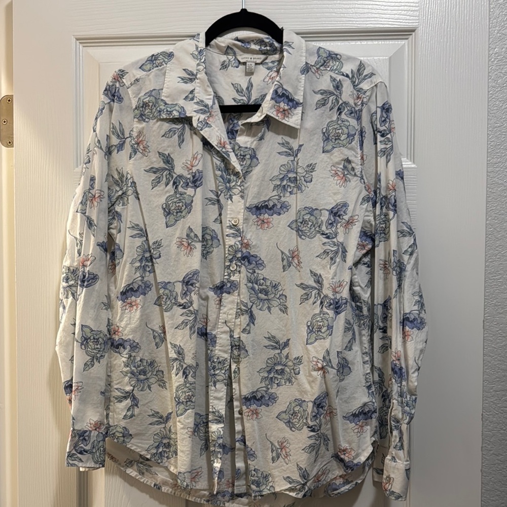 Lucky Brand Blue and White Casual Button Down Shirt